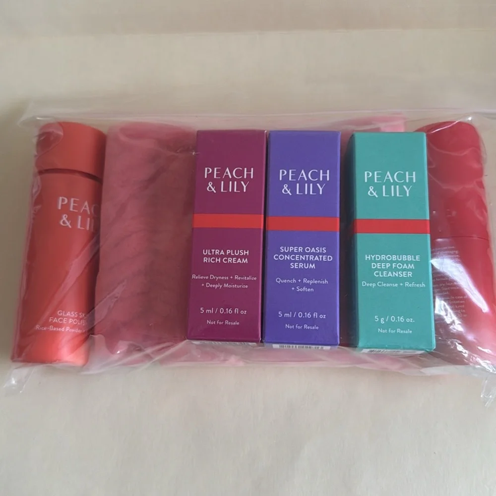 PEACH & LILY 7p Cleanser Polisher Serums Moisturizer Cream Wristbands $79 NIB
